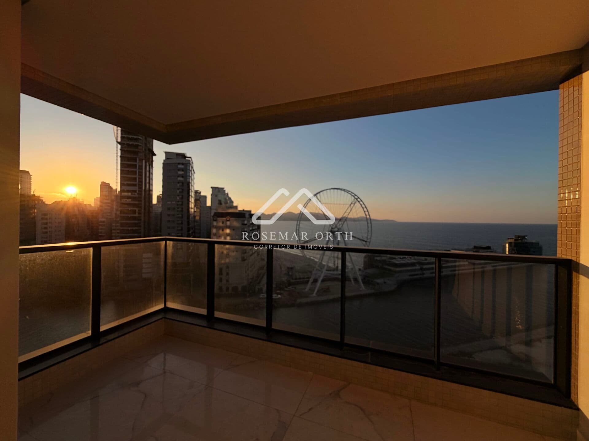 Apartamento Alto Padrão em Centro, Porto Belo/SC