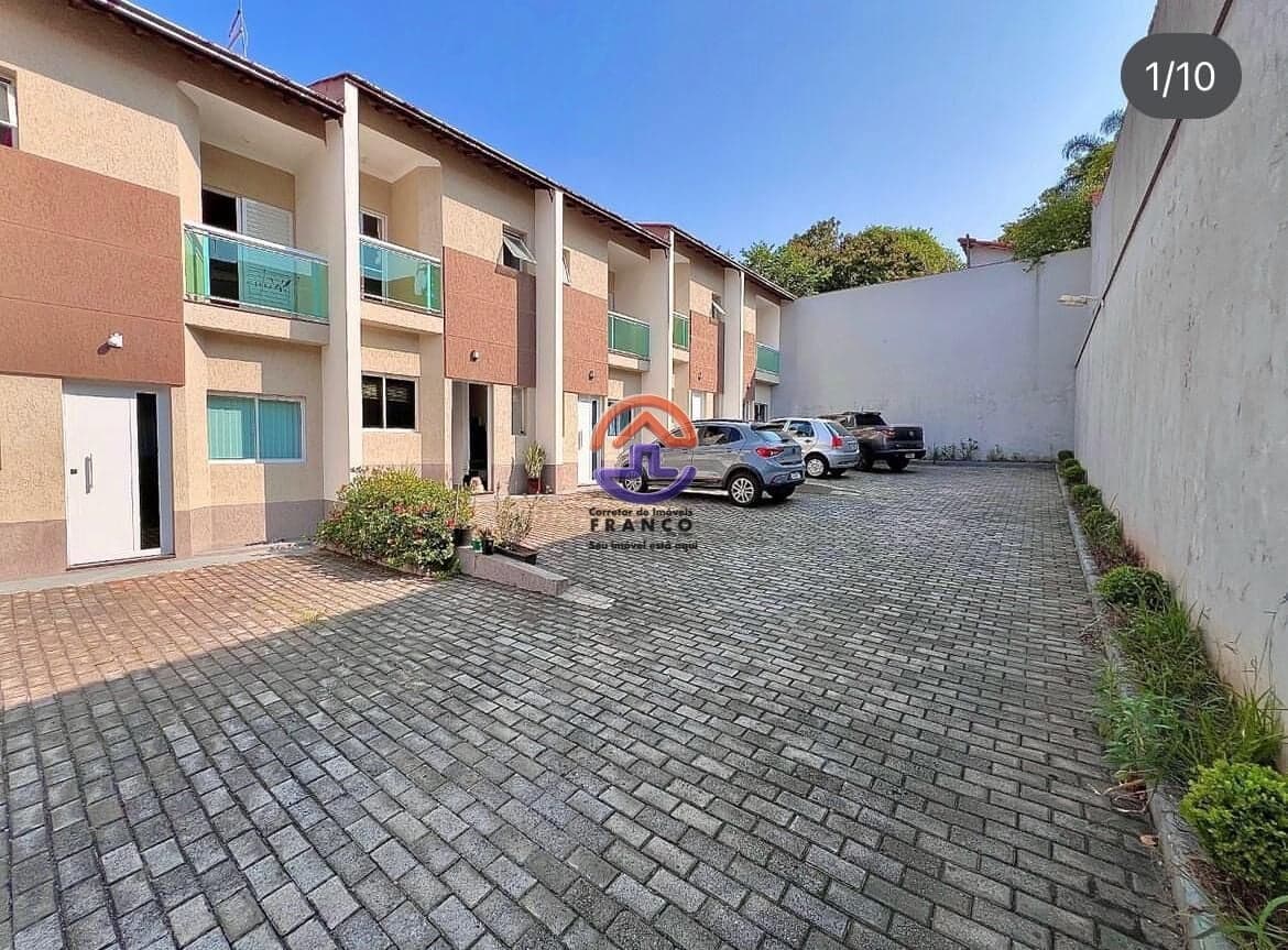 Casa em Condomínio 2 suítes aceita financiamento com quintal privativo