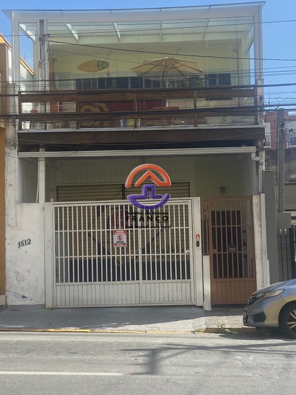 Casa Sobrado no Centro de Suzano com 3 dorms. 1 suíte com ponto comercial