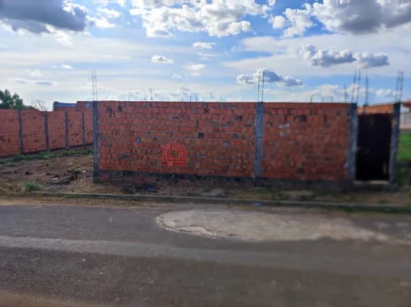 Terreno em Loteamento Murado no Colinas Park