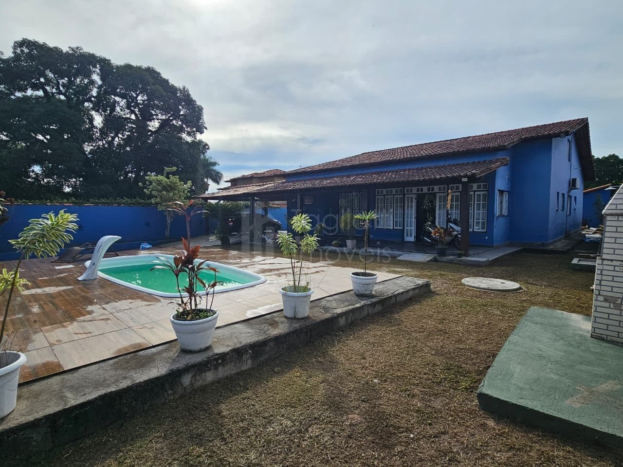 Casa ampla com piscina, salão de jogos e 3 suítes | Espaço e lazer em grande estilo