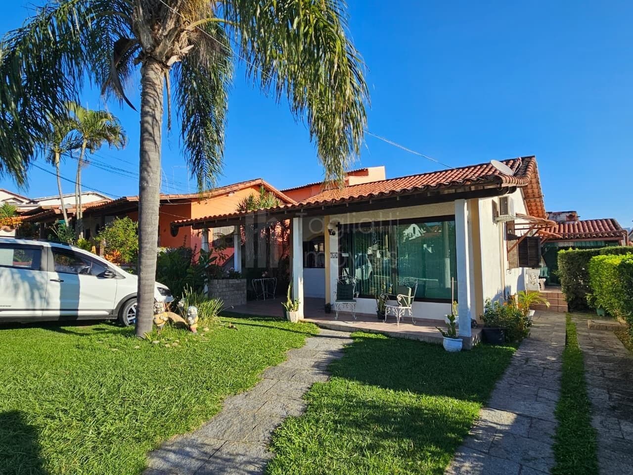 Casa com 3 Quartos em Condomínio Chateau Colline | Conforto, Lazer e Segurança