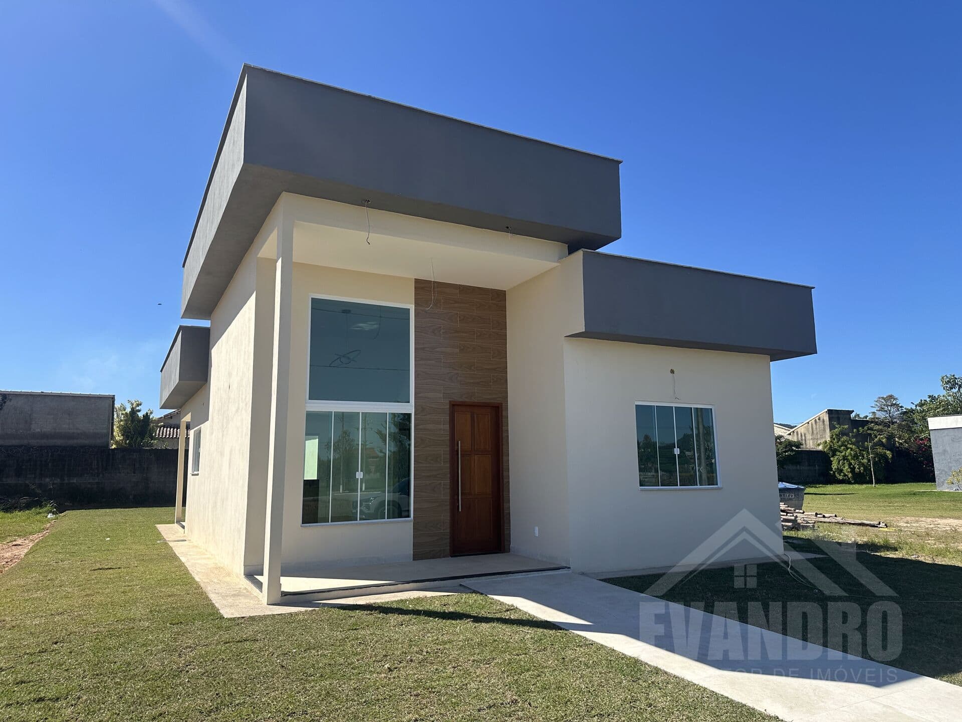 3 quartos, alto padrão, Condomínio Village Papucaia, em Papucaia, Cachoeiras de Macacu/RJ.
