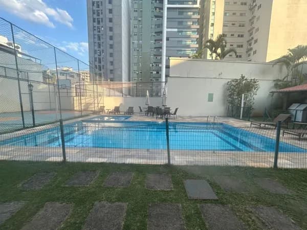 Apartamento à venda no bairro Centro em Juiz de Fora/MG
