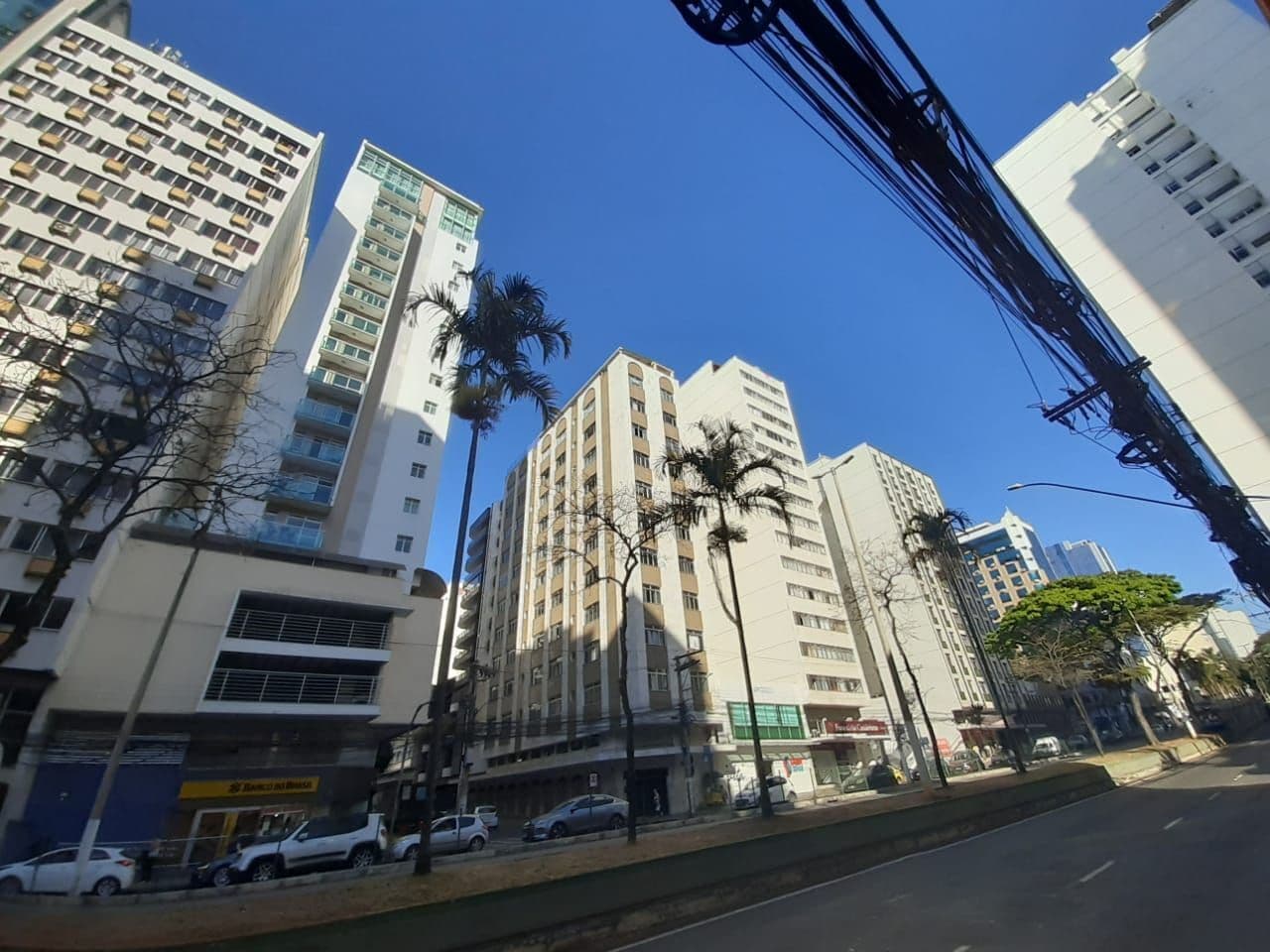 Apartamento de 3 quartos com suíte e vaga, disponível para venda e locação, 175 m²- Centro - Juiz de Fora/MG