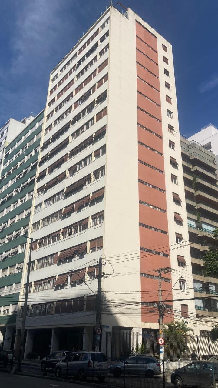 Apartamento à venda no bairro Centro em Juiz de Fora/MG
