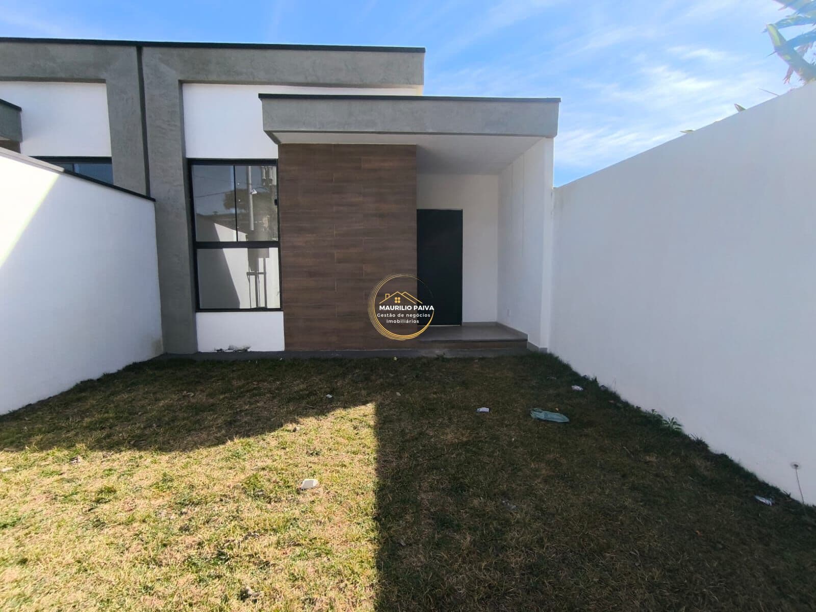 Casa nova à venda no São Pedro, suíte, 2 vagas, 60m², Juiz de Fora MG