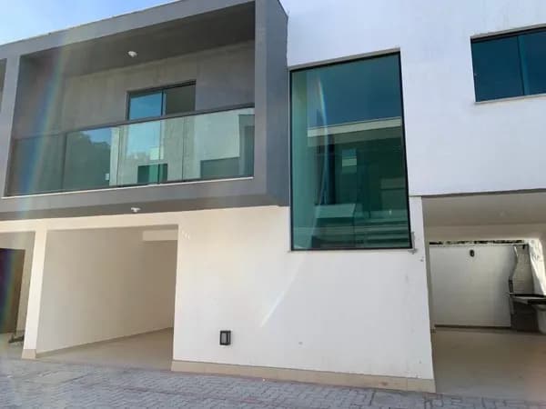 Casa à venda no bairro Marilândia em Juiz de Fora/MG