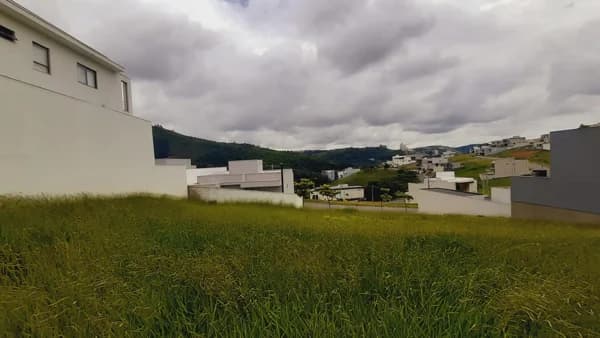 Terreno à venda no bairro Salvaterra em Juiz de Fora/MG