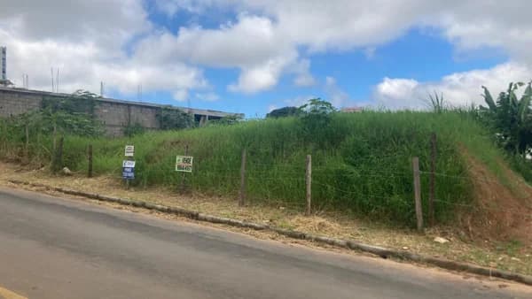 Terreno à venda no bairro Aeroporto em Juiz de Fora/MG