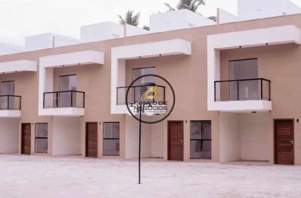 Casa triplex nova em Abrantes!!