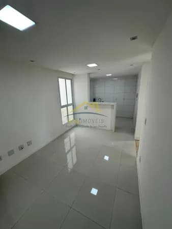 Apartamento 2/4 Nascente Abrantes