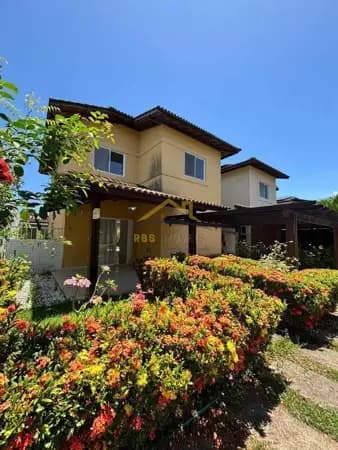 Casa em Condomínio 4/4 3 suítes + dependecia baixouu 880 mil