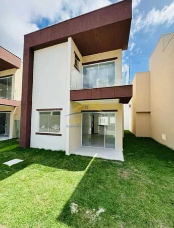 Casa em Condomínio 4/4 3 suítes Buraquinho Lauro de Freitas
