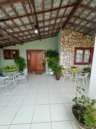 Casa em Condomínio 3/4 suíte Abrantes 200m²