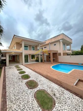 Casa em Condomínio 4/4 Piscina Buraquinho