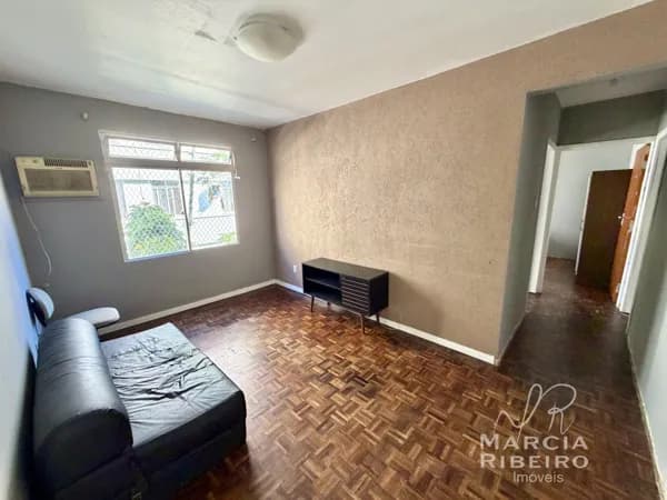 Apartamento 2 Quartos na Trindade