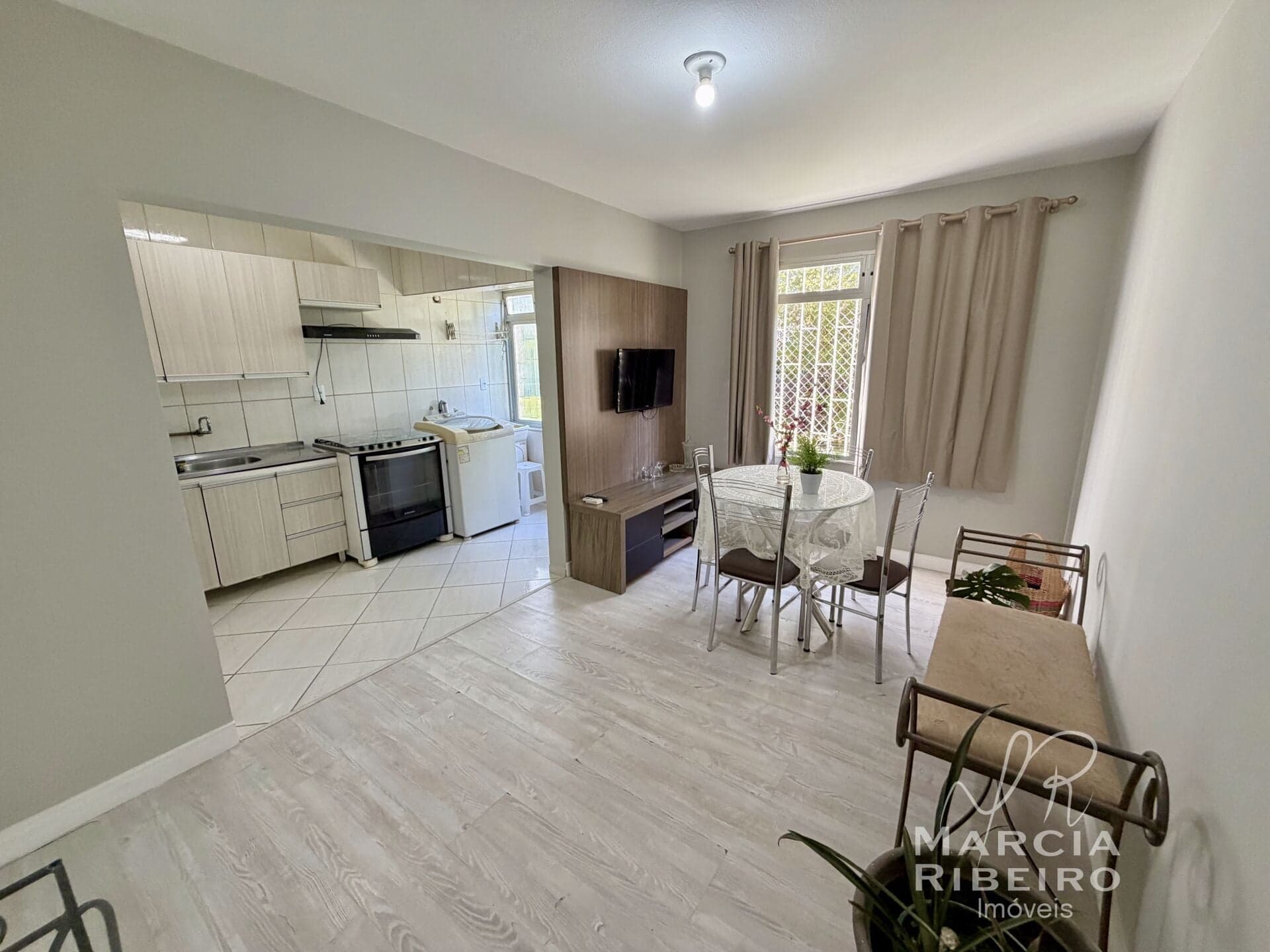 Apartamento 2 Quartos na Trindade