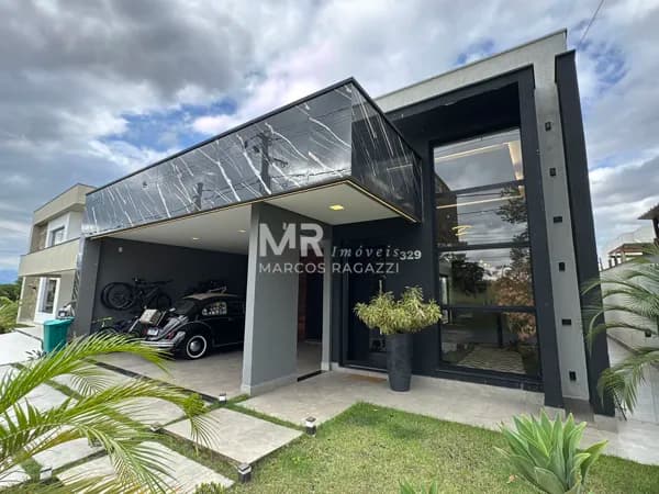 Casa à venda no bairro Terras Alpha em Resende/RJ