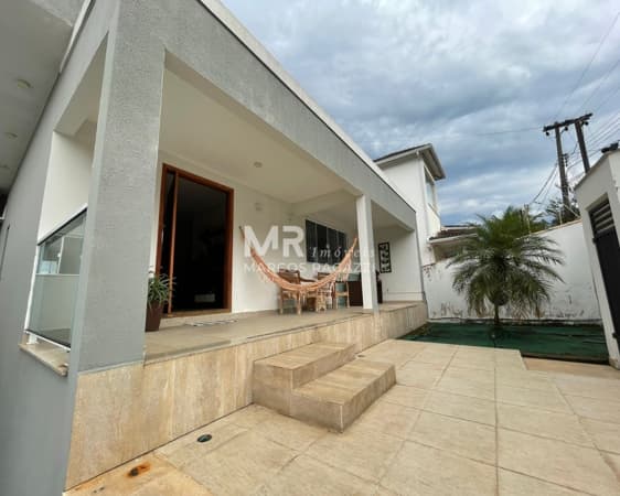 Casa à venda no bairro Morada da Colina em Resende/RJ