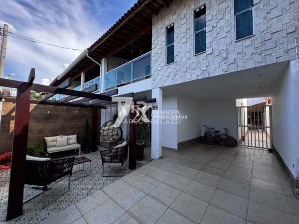 Casa à venda no bairro Parque Ipiranga em Resende/RJ