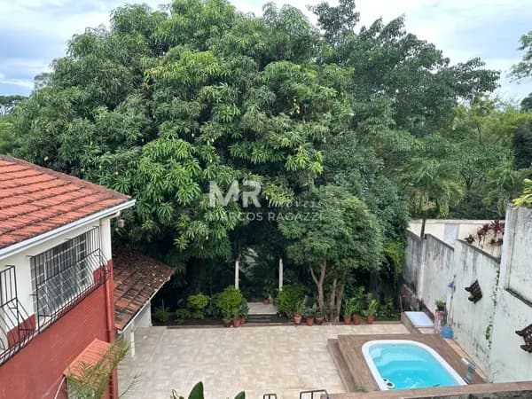 Casa à venda no bairro Jardim Brasília em Resende/RJ