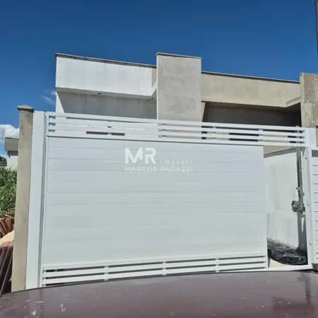 Casa à venda no bairro Jardim D'Oeste em Resende/RJ