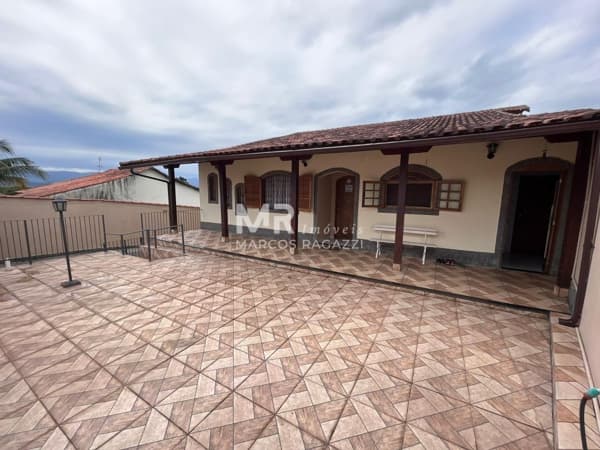 Casa à venda no bairro Morada da Colina em Resende/RJ