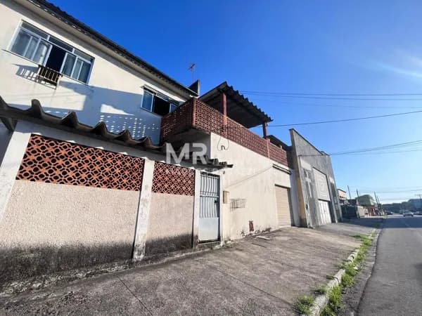 Casa à venda no bairro Paraíso em Resende/RJ