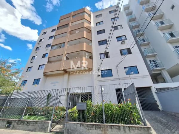 Apartamento à venda no bairro Vila Julieta em Resende/RJ