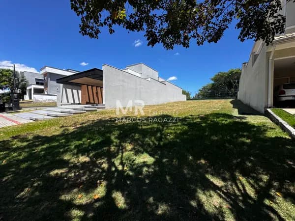 Terreno à venda no bairro Terras Alpha em Resende/RJ