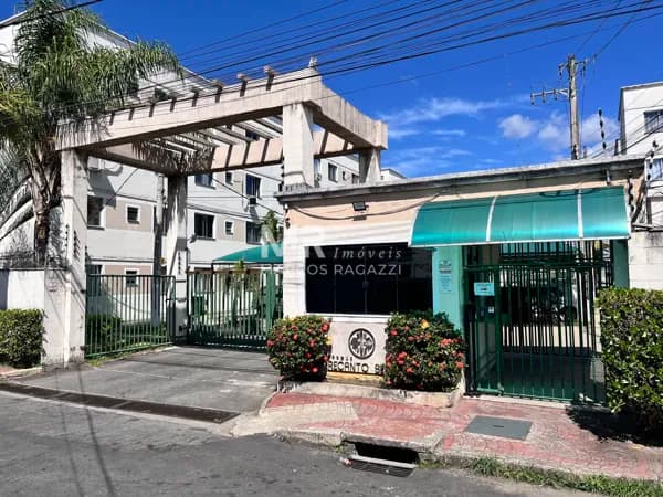 Apartamento à venda no bairro Alegria em Resende/RJ
