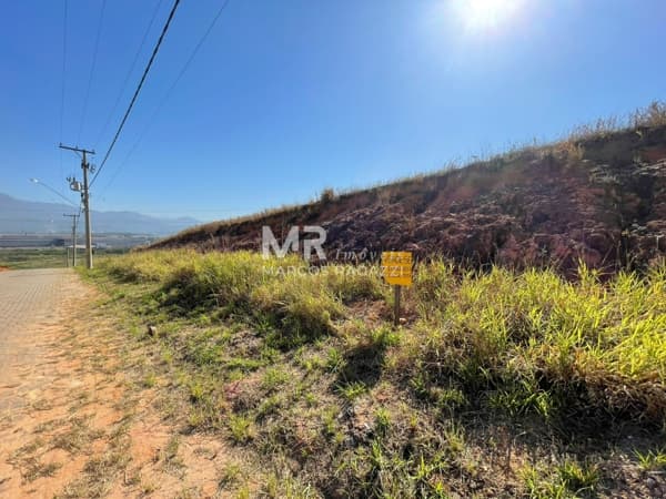 Terreno à venda no bairro Bela Vista em Resende/RJ