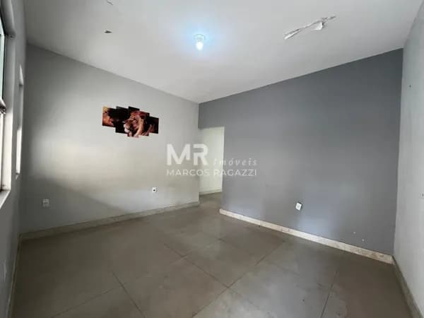 Apartamento à venda no bairro Jardim Amália em Volta Redonda/RJ