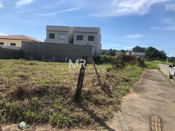 Terreno à venda no bairro Parque Ipiranga em Resende/RJ