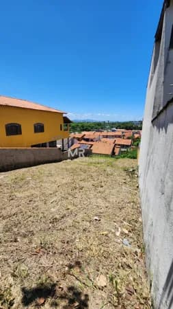 Terreno à venda no bairro Morada da Colina em Resende/RJ