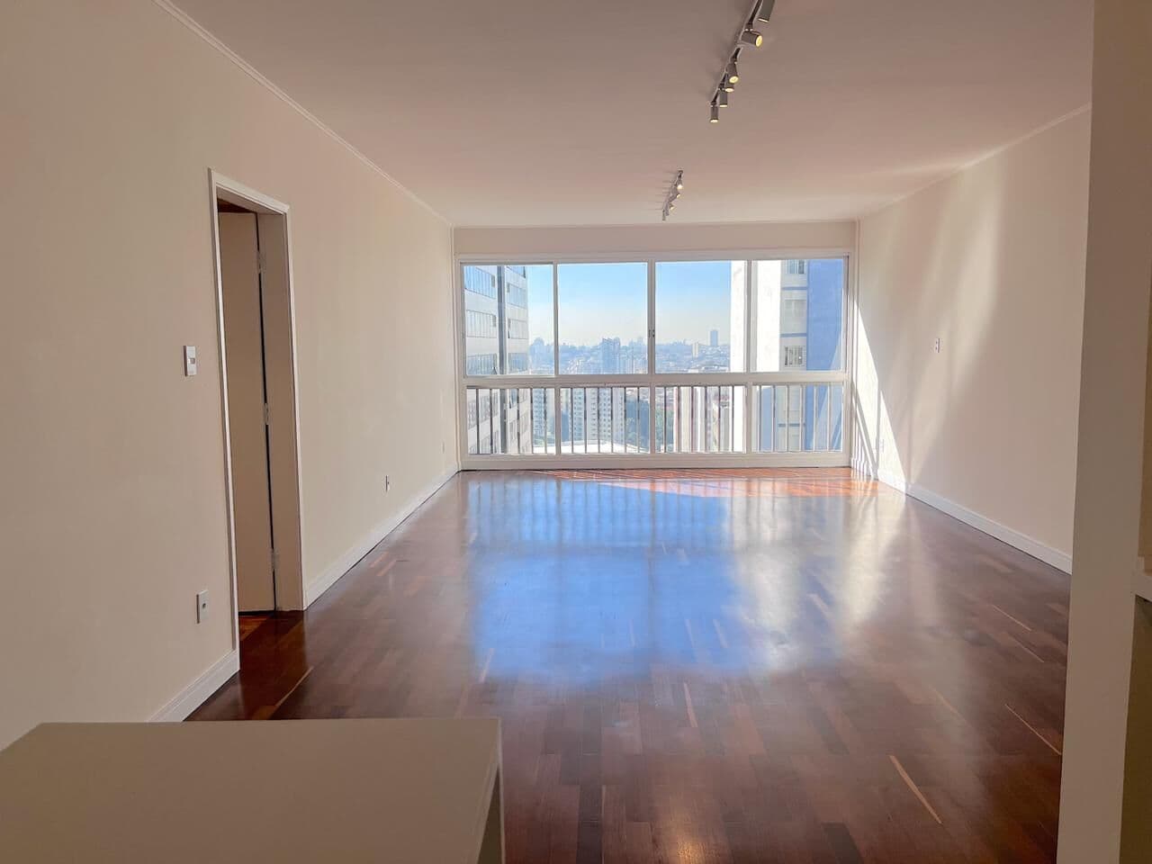 APARTAMENTO - ALTO DE SANTANA - MODERNIZADO- VENDA