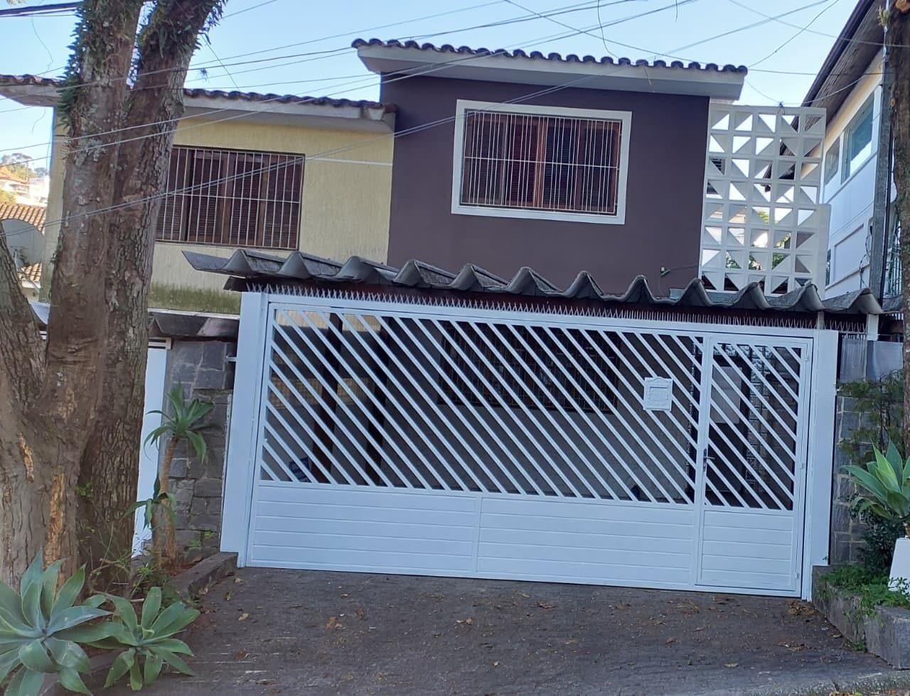 SOBRADO - JARDIM BIBI / TREMEMBÉ -VENDA