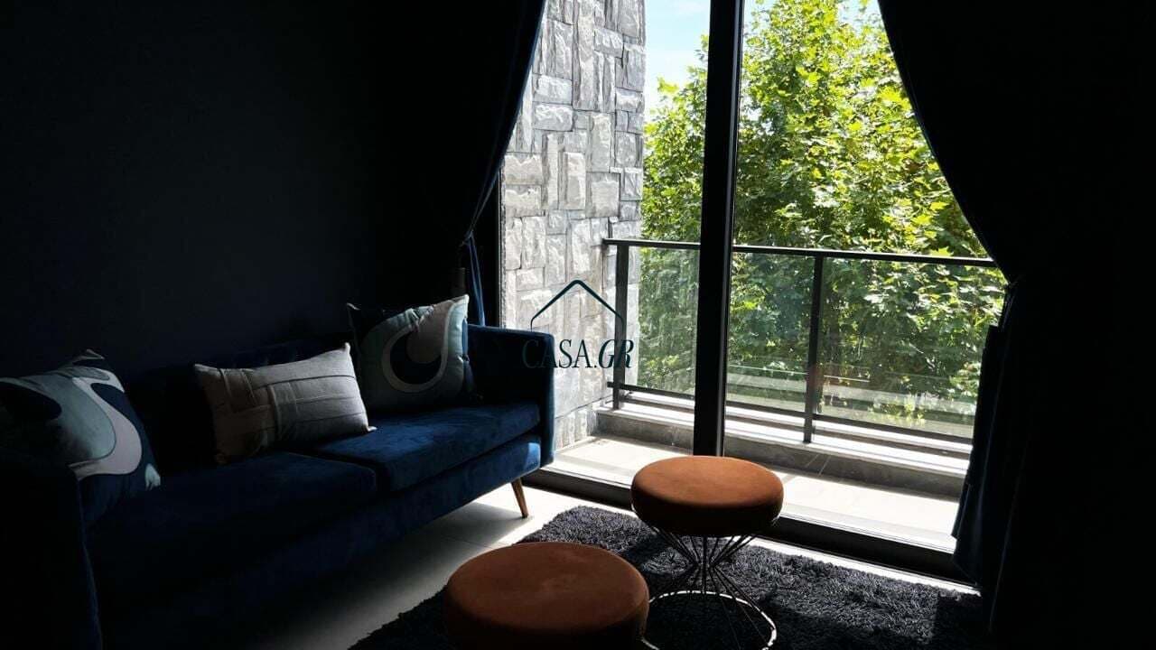 Loft Exclusivo no Centro de Canela – Pé-Direito Duplo e Design Inspirado em "50 Tons de Cinza"