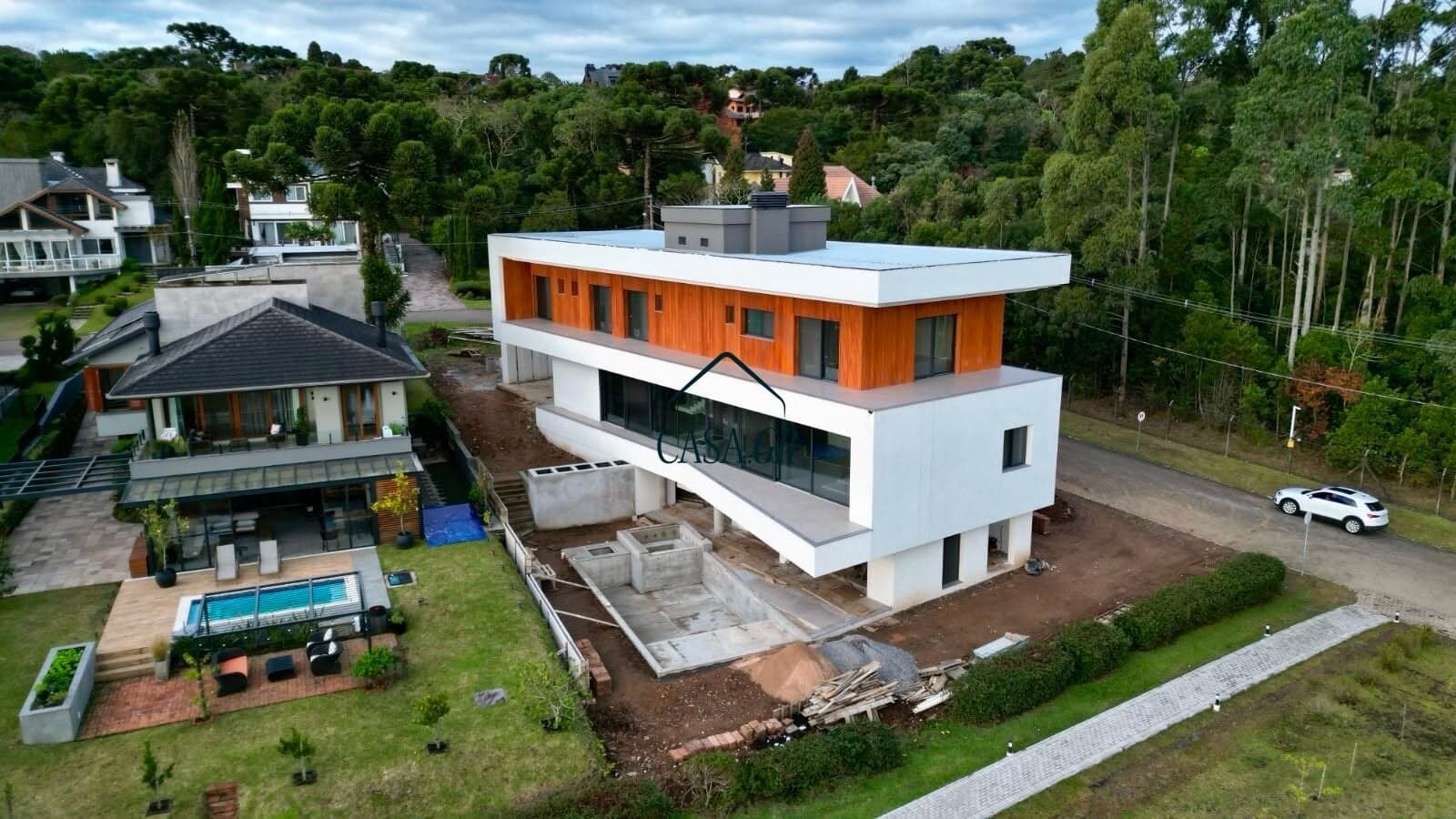 Casa de Alto Padrão no Condomínio Altos Pinheiros – Canela/RS