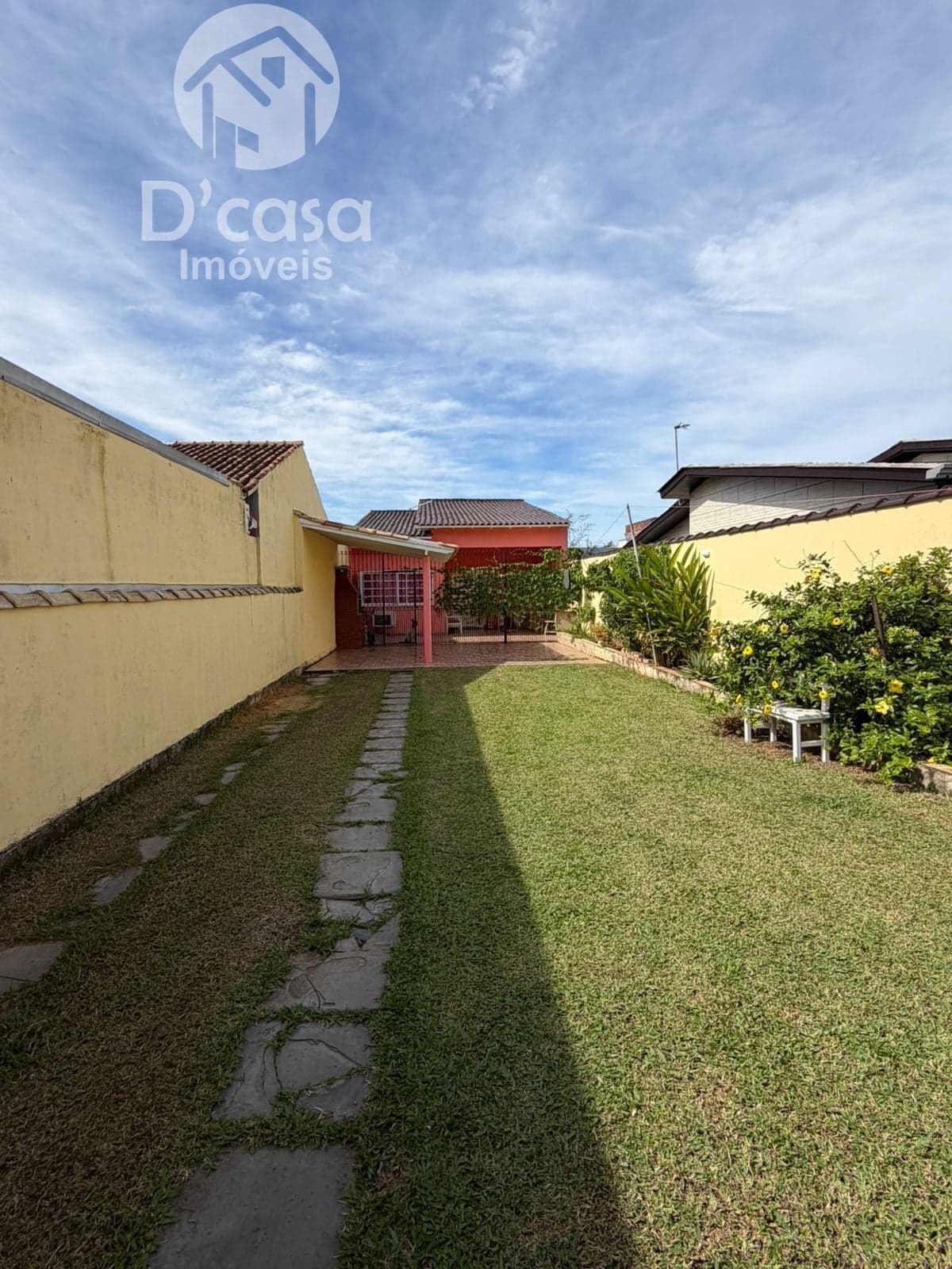 Excelente casa à venda no bairro Jardim do Bosque - Cachoeirinha/RS