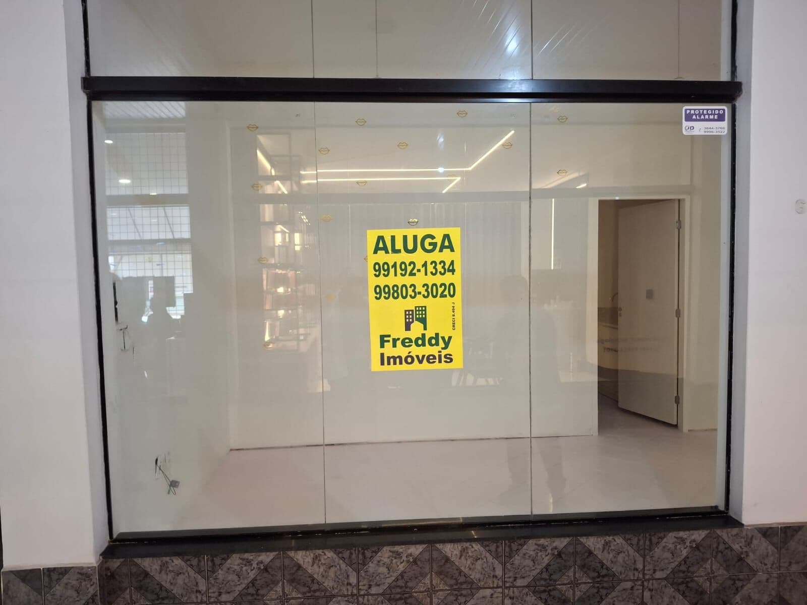 Sala Comercial em Mar Grosso, Laguna/SC