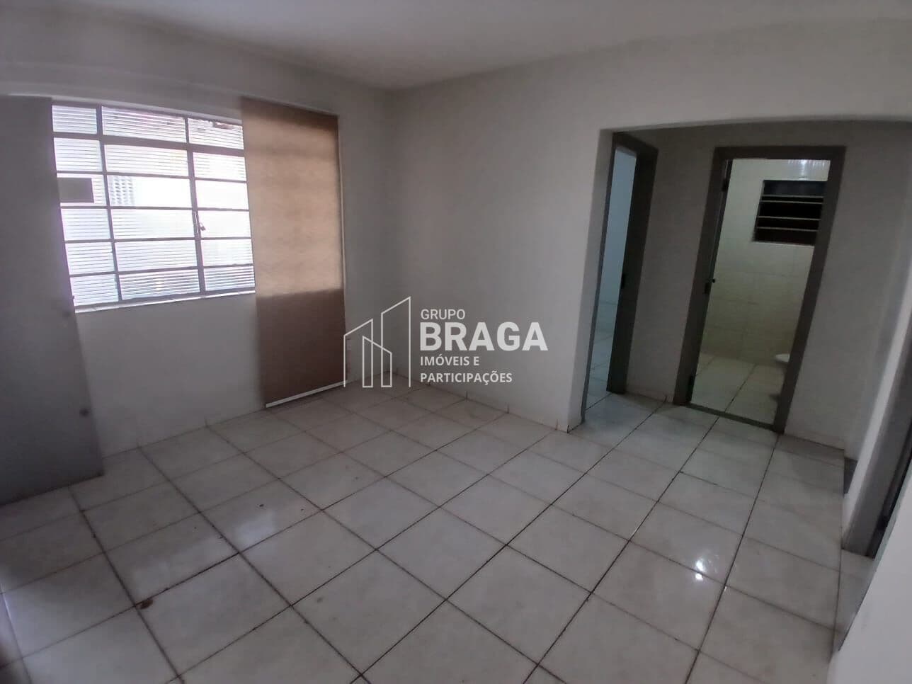 Casa com Salão Comercial em Cidade Jardim ll, Americana/SP