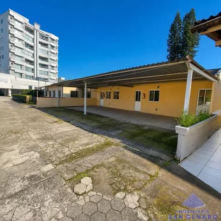 Kitinetes - Rua Dom Bosco nº 997