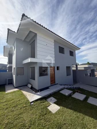 Sobrado em São José - Potecas
