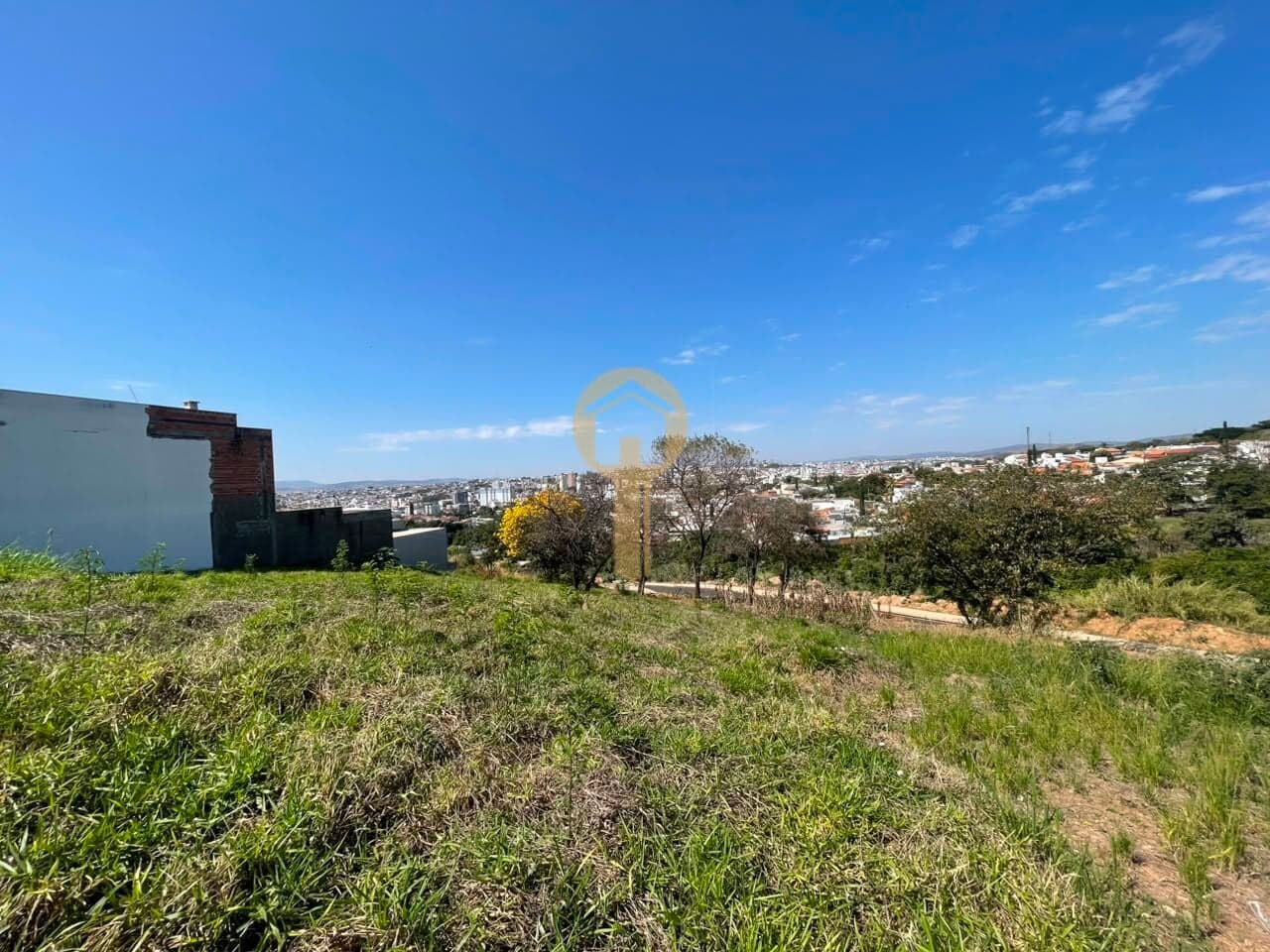 Lote/Terreno em Passos - Jardim Satélite