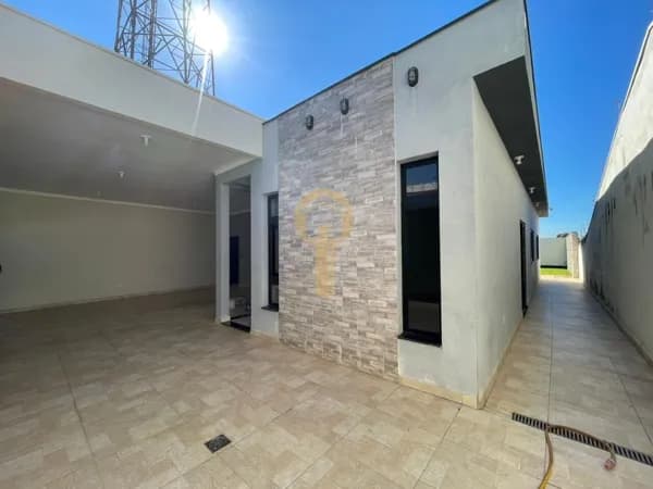 Casa em Passos - Parque Residencial Eldorado