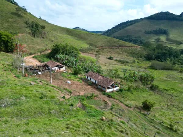 Terreno para venda na área rural de Lima Duarte/MG.