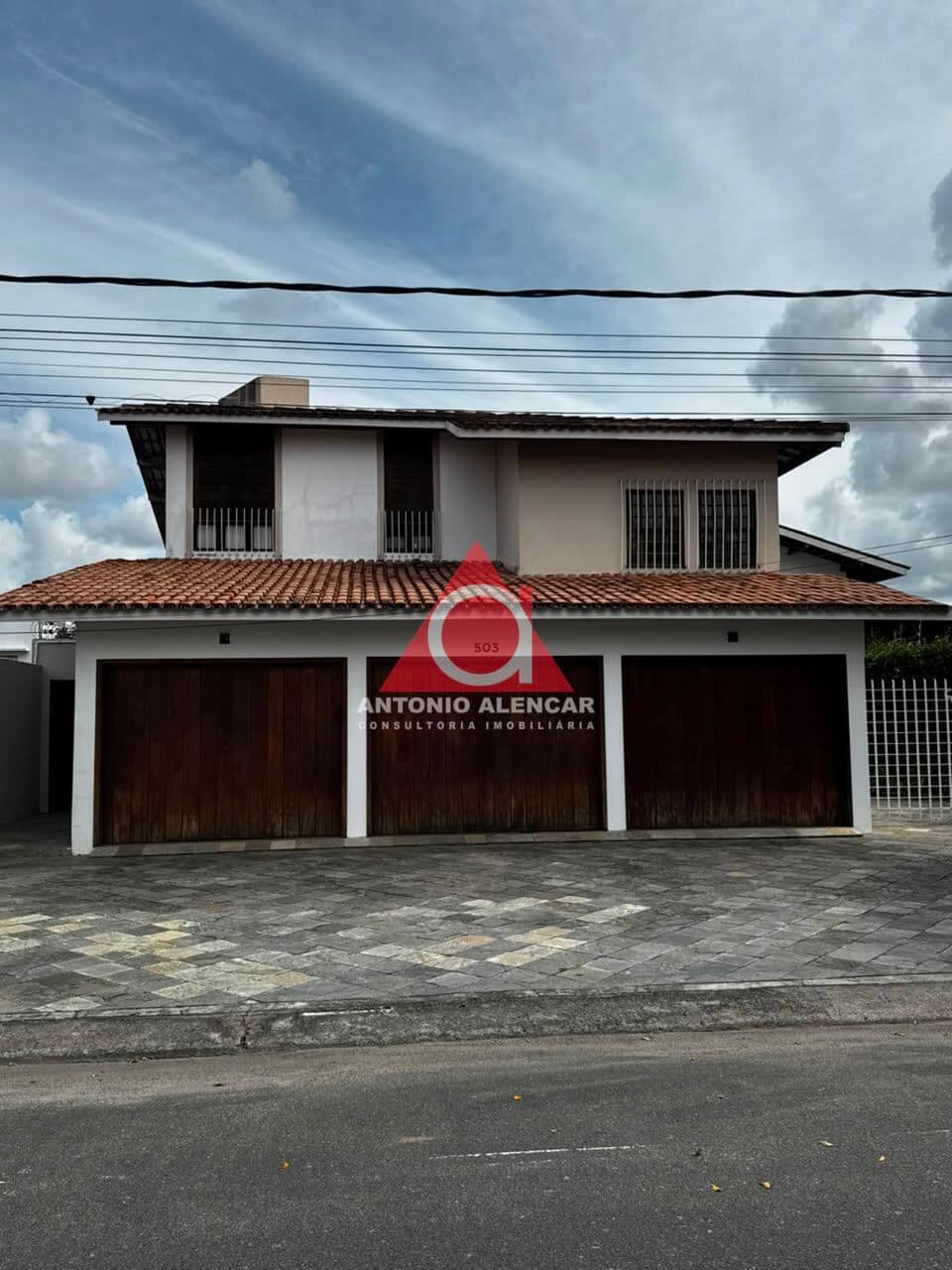 Casa em Feira de Santana - Sim