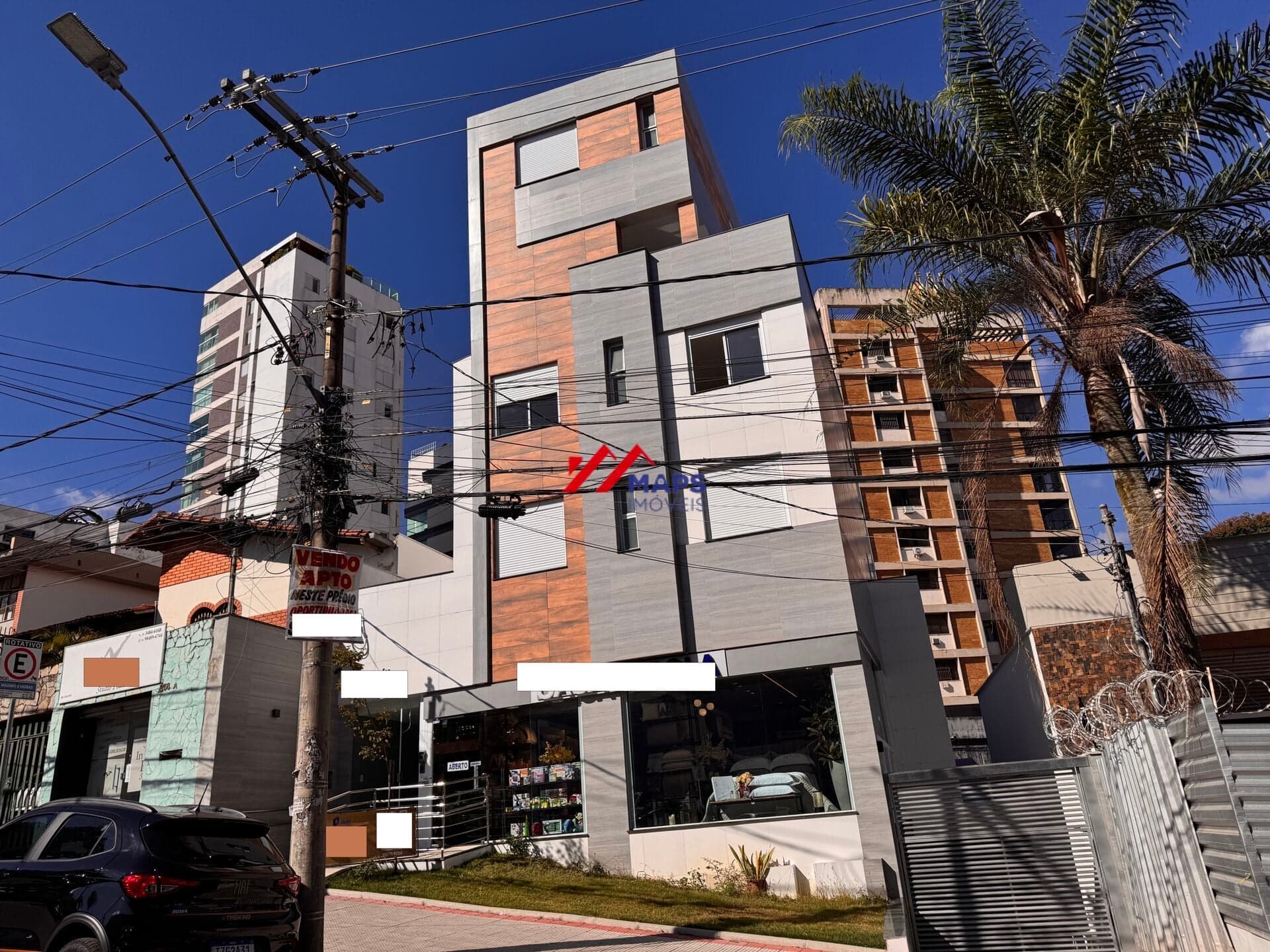 Apartamento com três quartos, suíte e duas vagas de garagem à venda no bairro Cidade Nova - Belo Horizonte/MG.